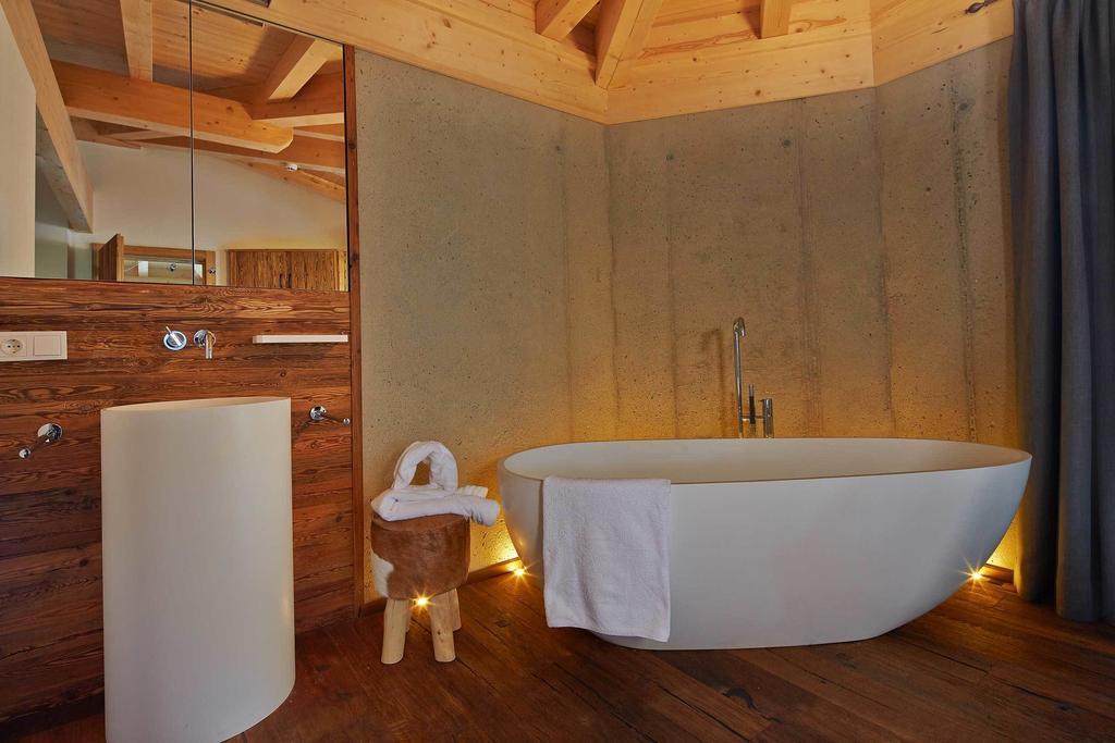 Alpendiamond Ski In & Bike Out Apartments Top 200, 400 & Penthouse 600 Зёльден Номер фото