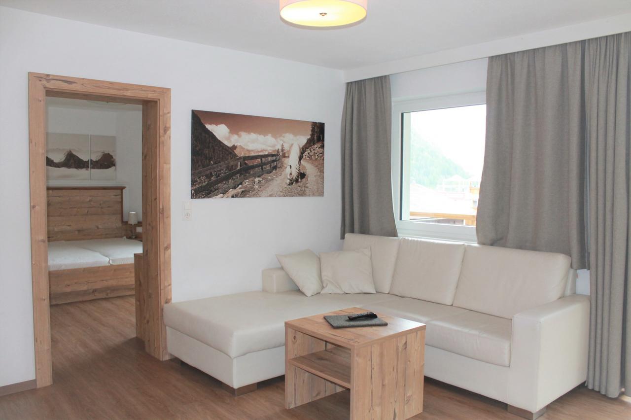 Alpendiamond Ski In & Bike Out Apartments Top 200, 400 & Penthouse 600 Зёльден Экстерьер фото